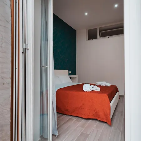 Luxury Boutique Vesuvio アパート